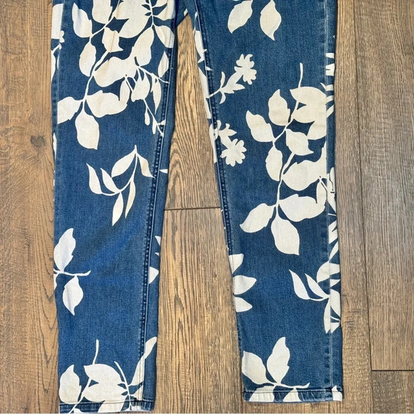 Tommy Bahama Jeans Size 0x29 Tema Indigo Bleach Sky Slim Boyfriend Coastal Boho - Picture 7 of 16